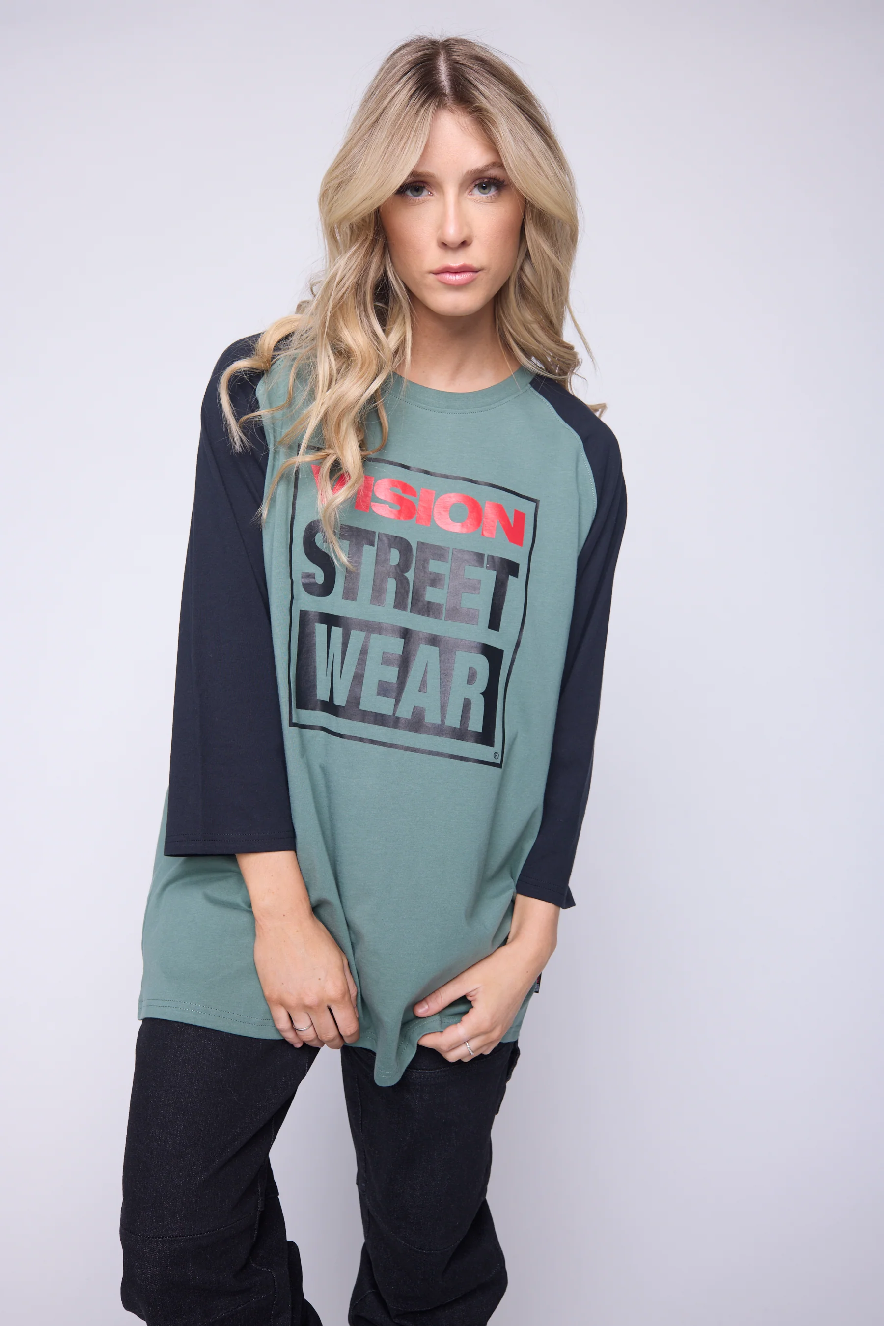 3/4 Raglan Sleeve Box Logo Print - Moss - Image 4