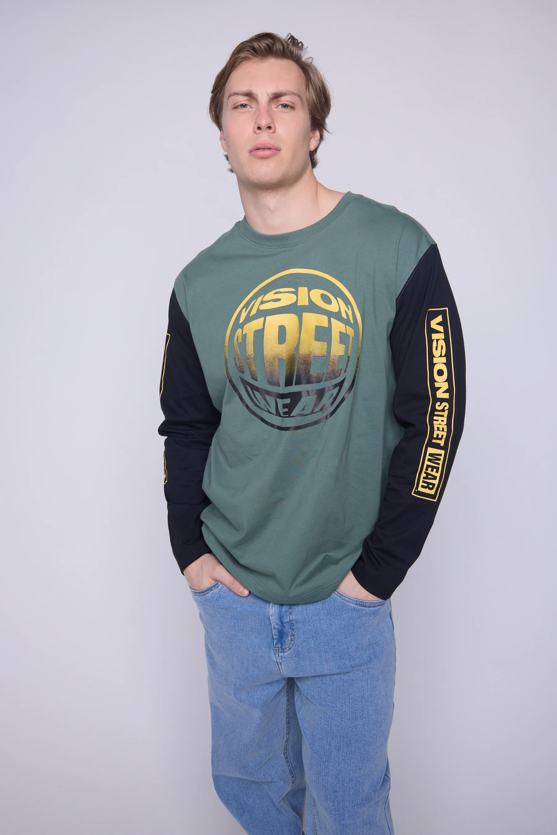 Fisheye Large Logo Print T-Shirt - Moss/Black - Image 4