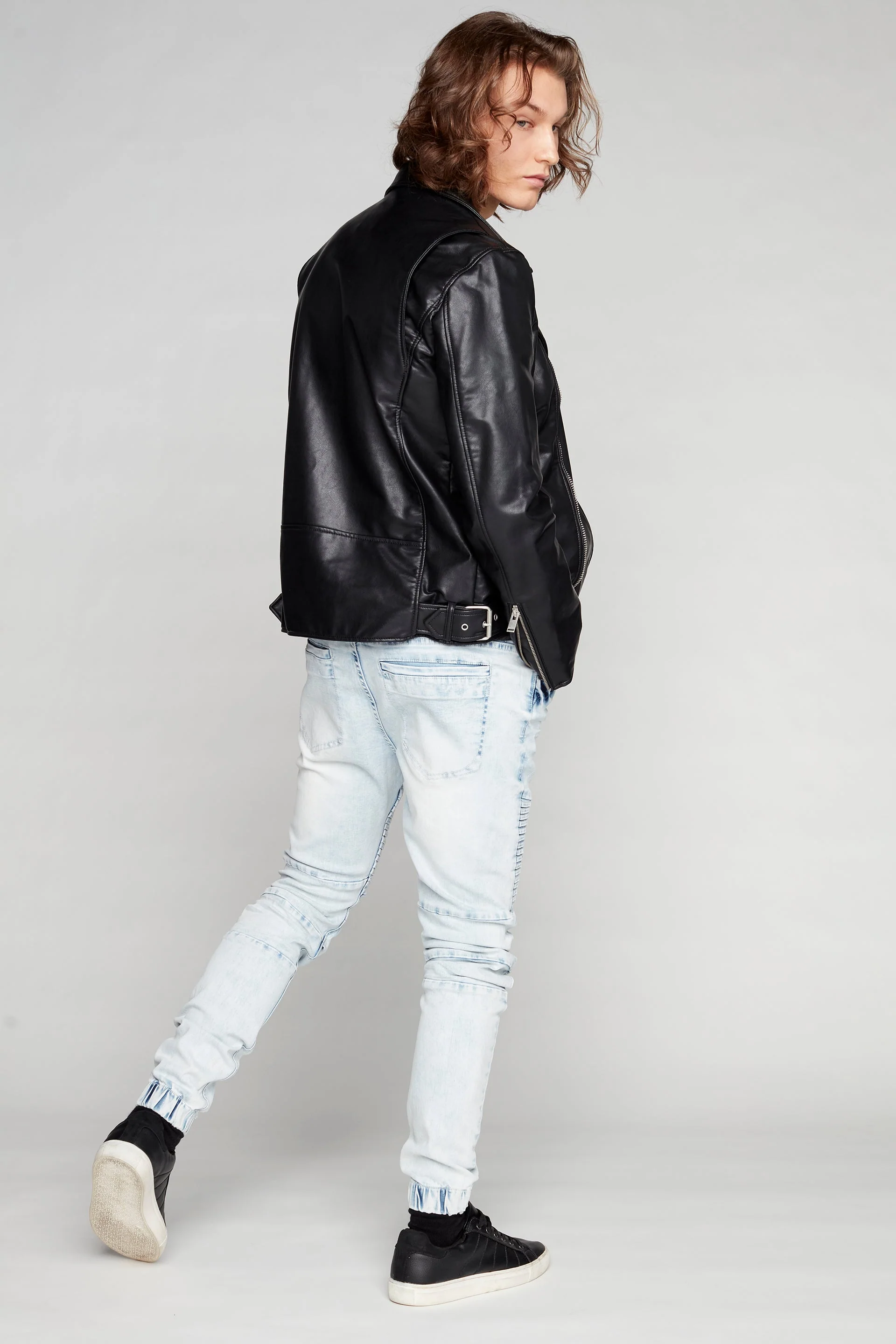 JACKSON - 5 Pocket Moto Pintuck Jogger - Light Indigo Acid Wash - Image 2