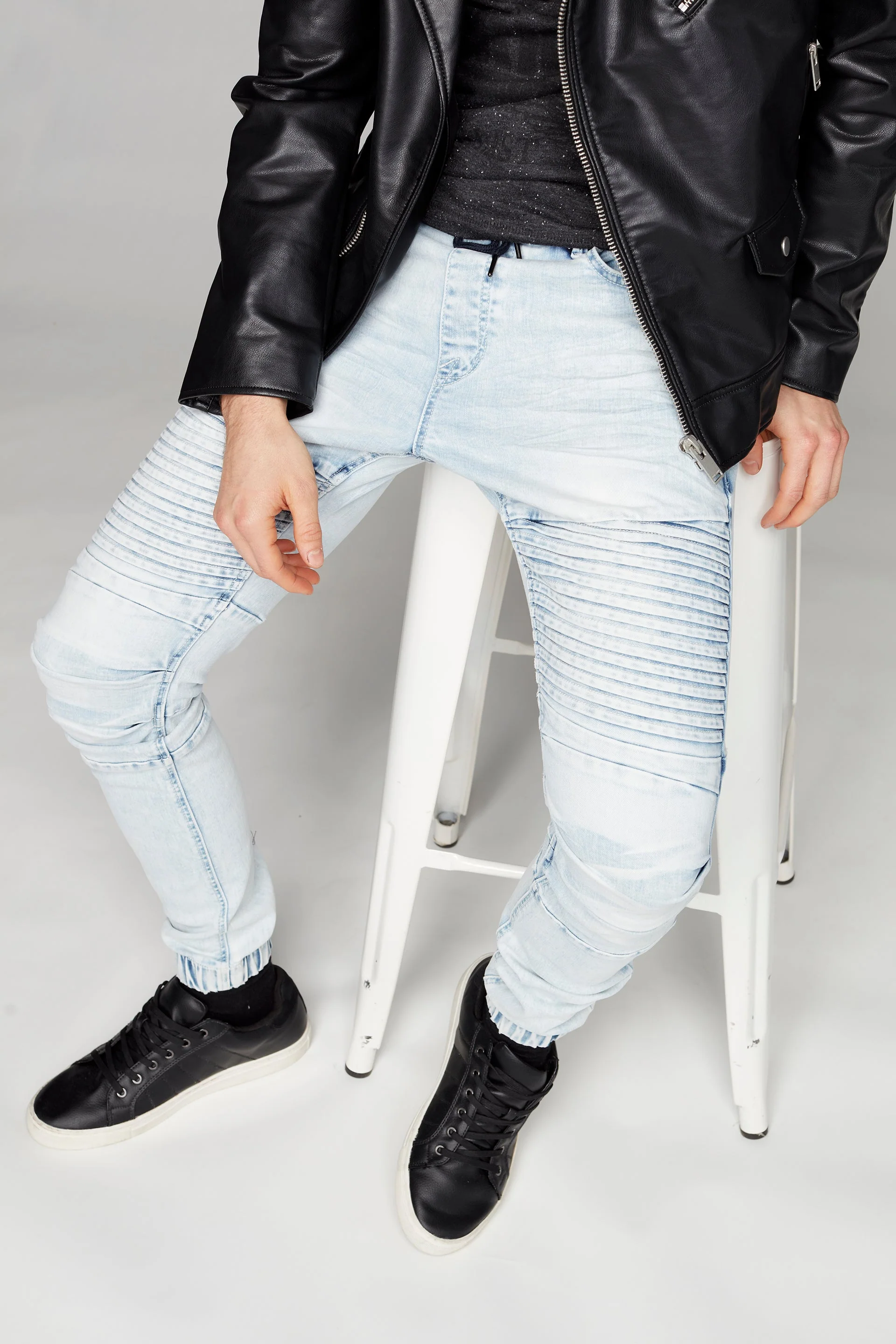 JACKSON - 5 Pocket Moto Pintuck Jogger - Light Indigo Acid Wash - Image 3