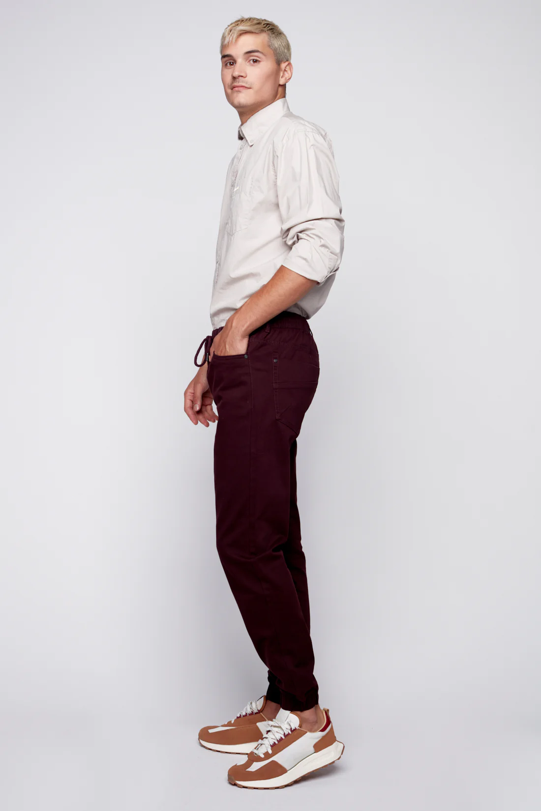 JAGGER - 5 Pocket Twill Classic Jogger - Wine - Image 3
