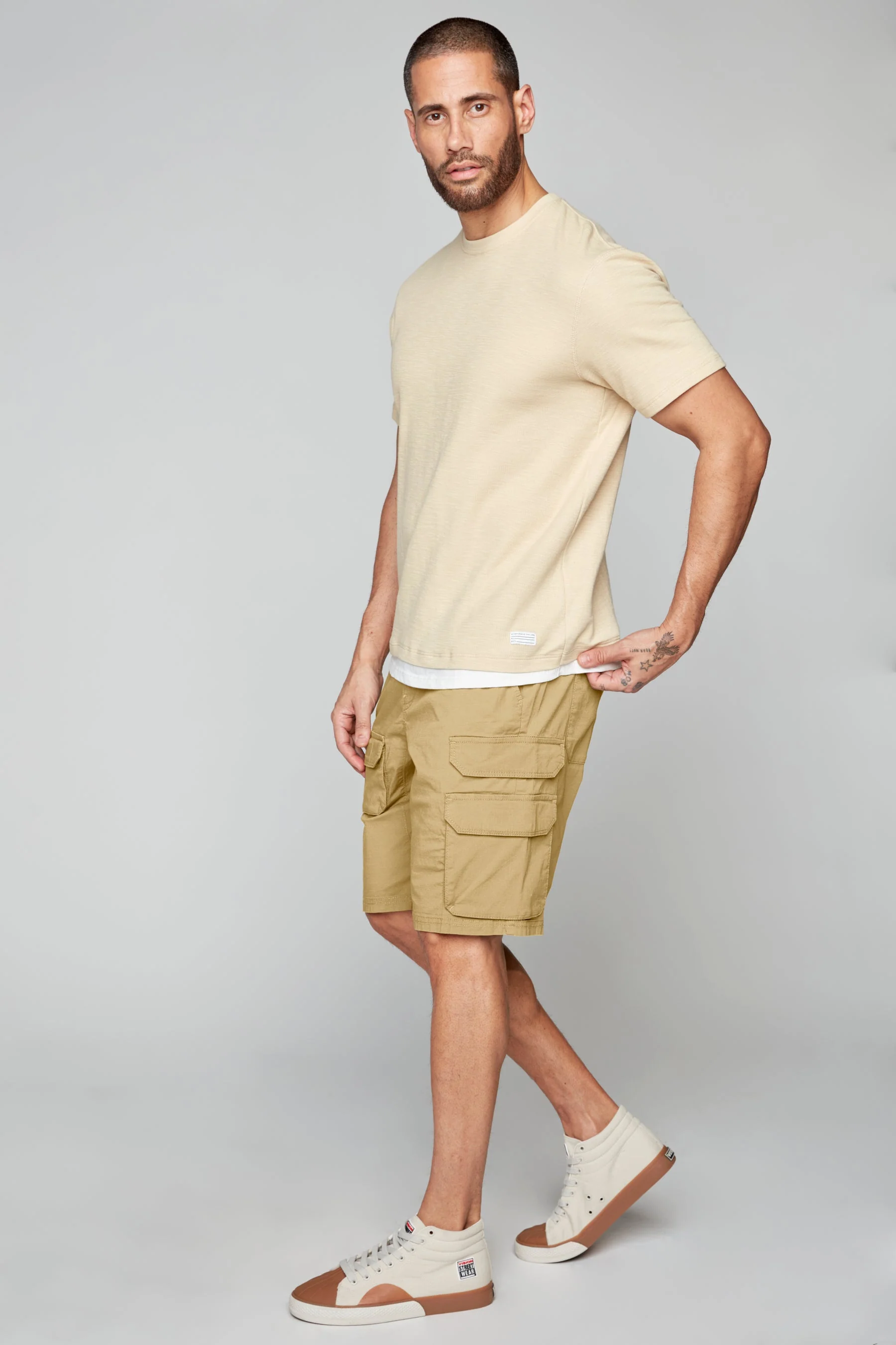 JUDE - Mens Multi Cargo Ripstop Shorts - Beige - Image 2
