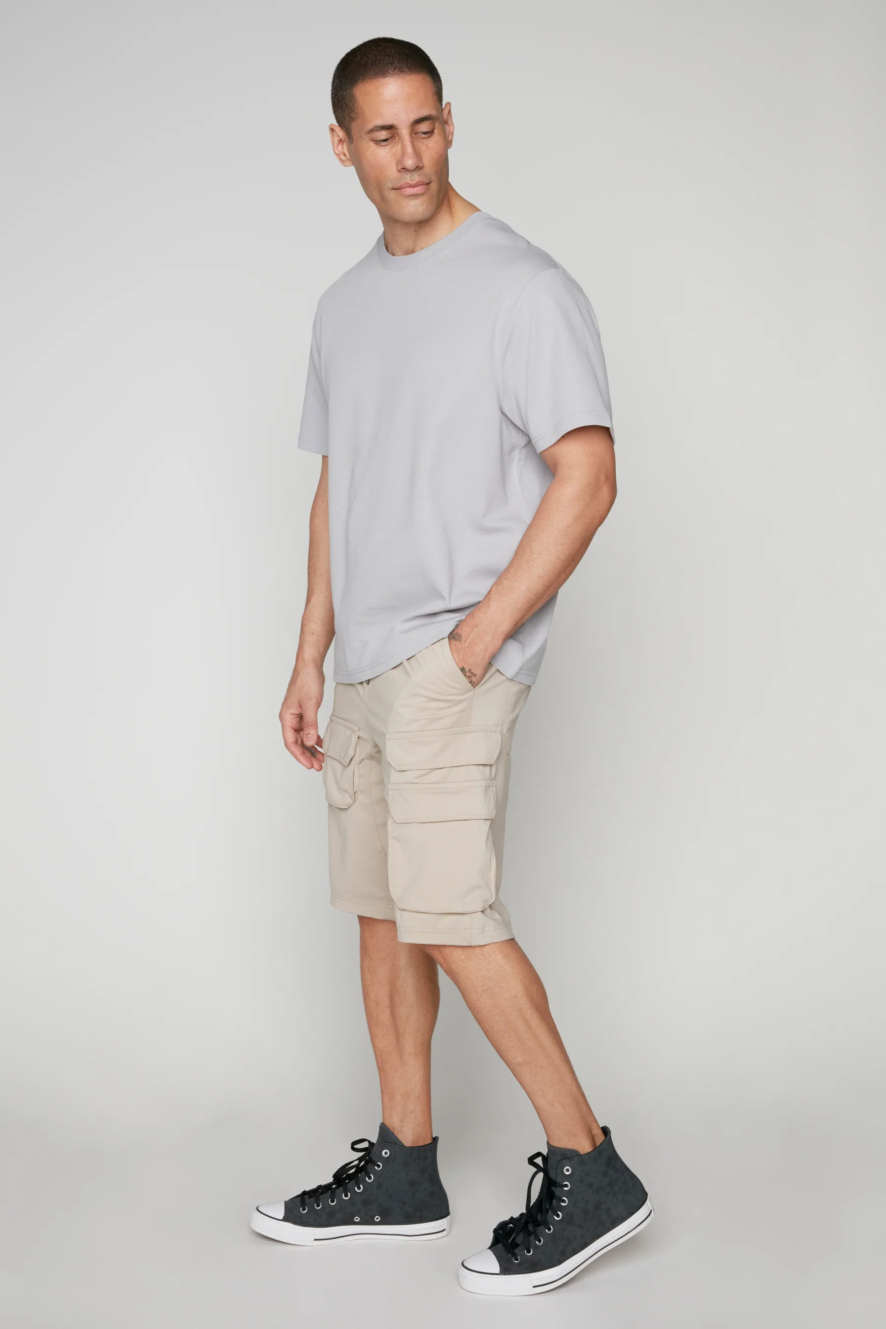 JUDE - Mens Multi Cargo Shorts - Sage - Image 3