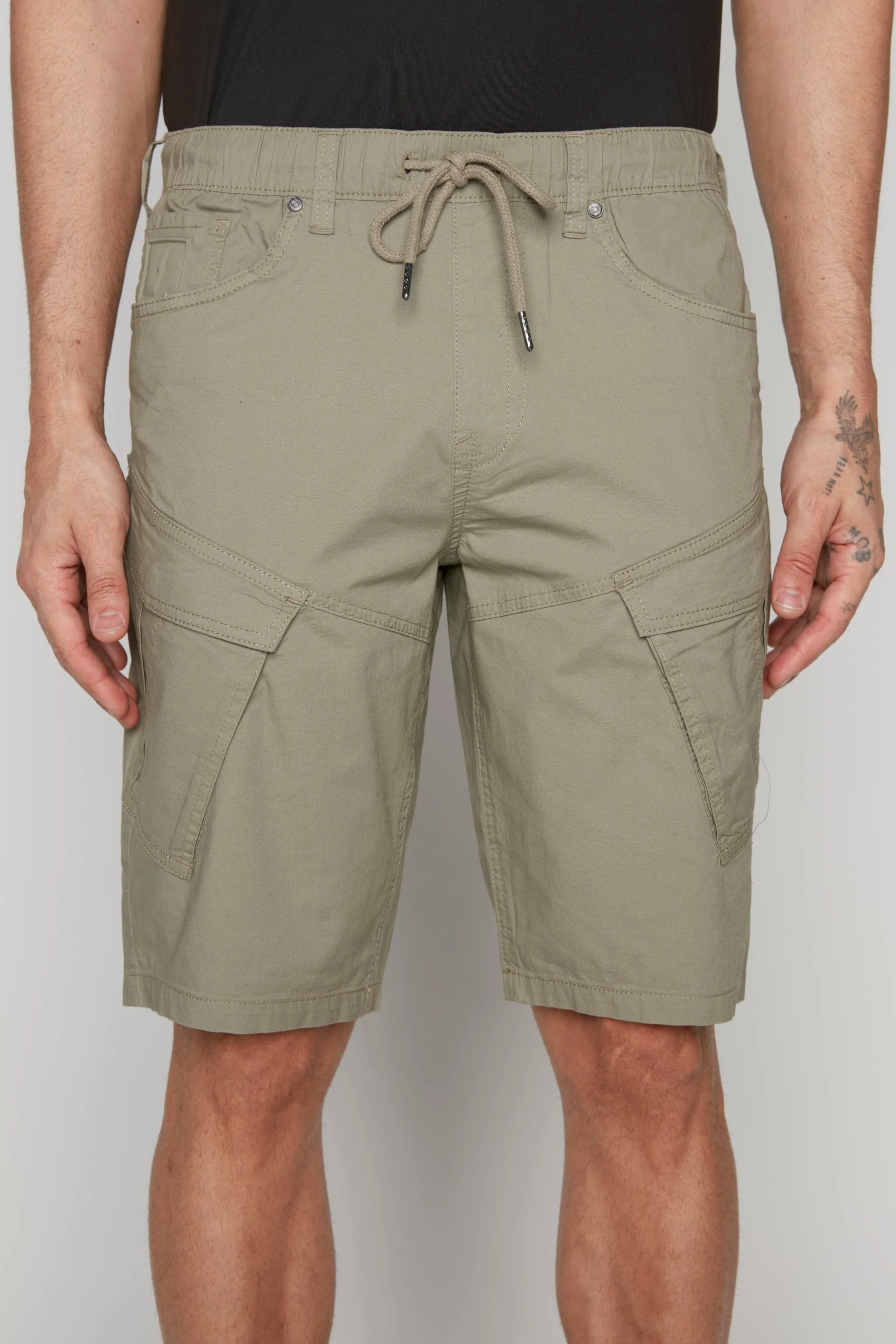 KRAVITZ - Mens 5-Pockets Pull-On Cargo Poplin Shorts - Light Olive - Image 4