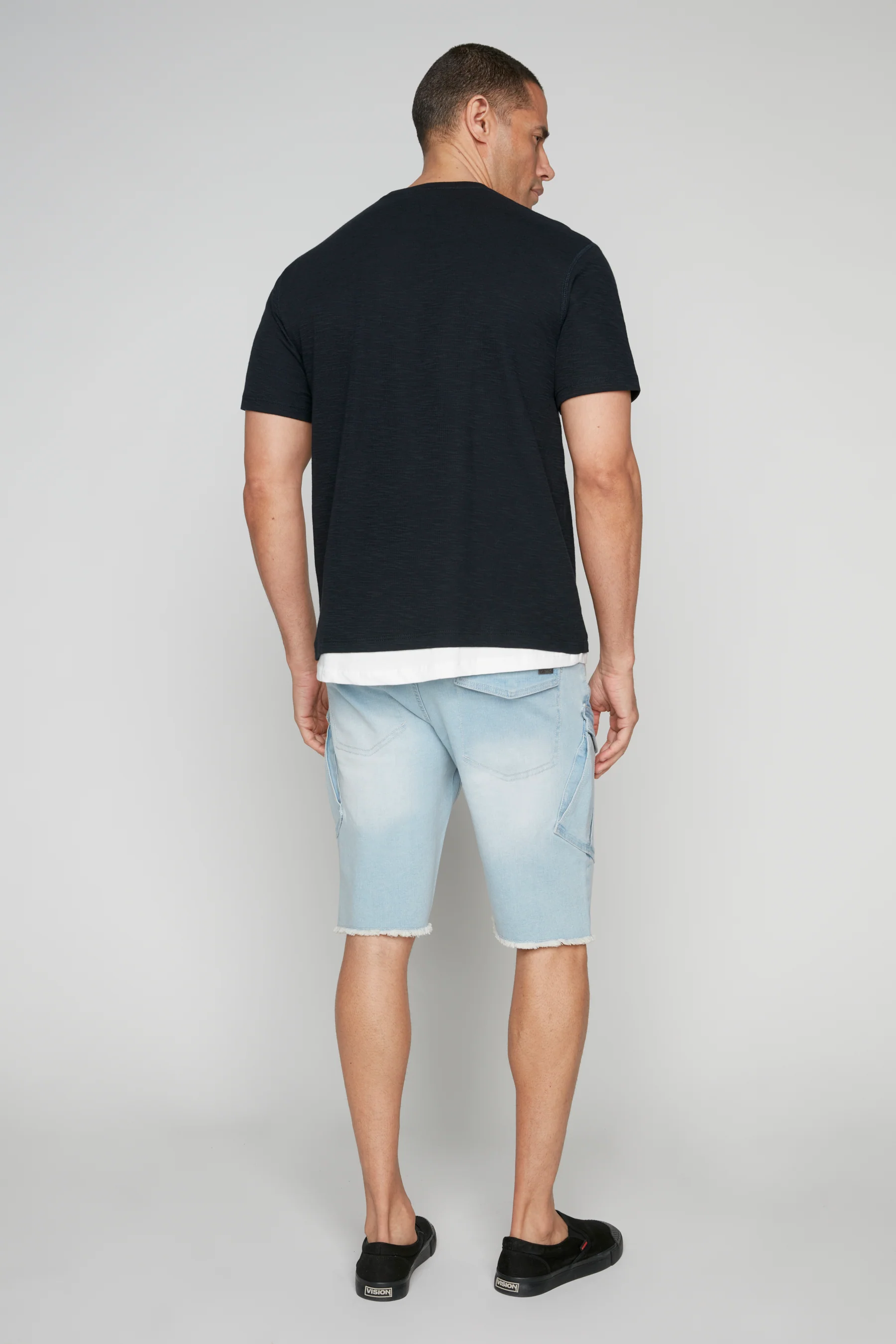 KRAVITZ - Mens Shorts With Bellowed Cargo pockets - Blue Bleach - Image 2