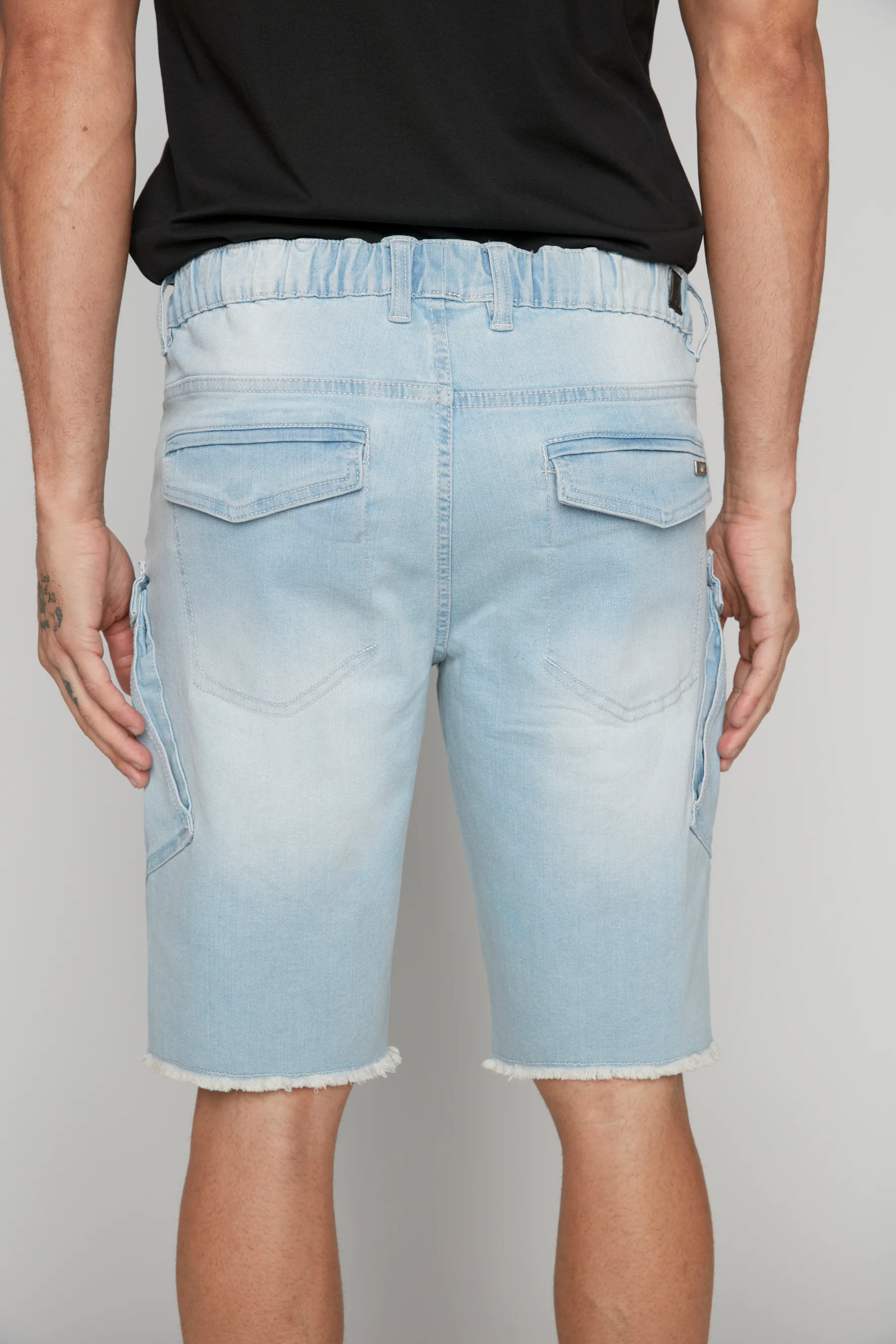 KRAVITZ - Mens Shorts With Bellowed Cargo pockets - Blue Bleach - Image 5