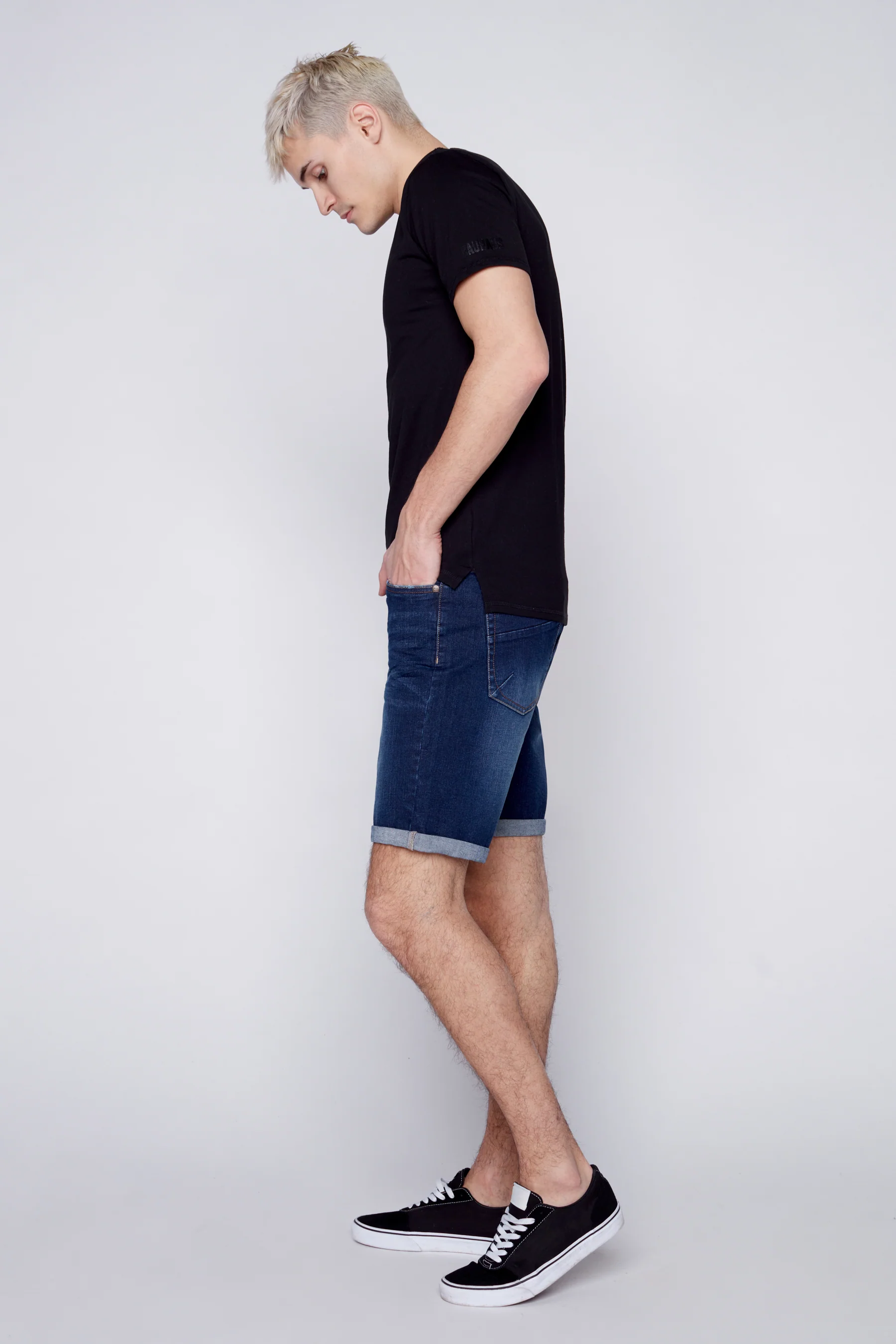 LENNON - Mens Rolled-Up Shorts - Dark Indigo Rinse - Image 3