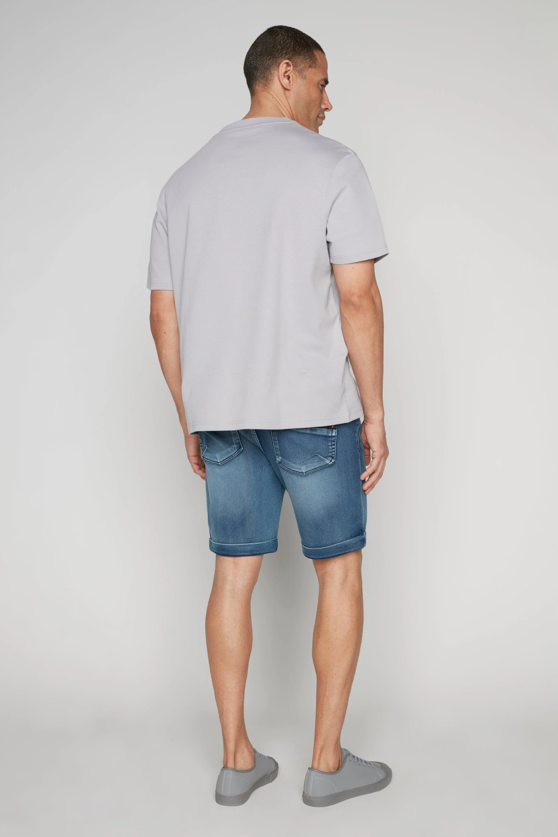 LENNON - Mens Rolled-Up Denim Shorts - Medium Blue Acid Wash - Image 2