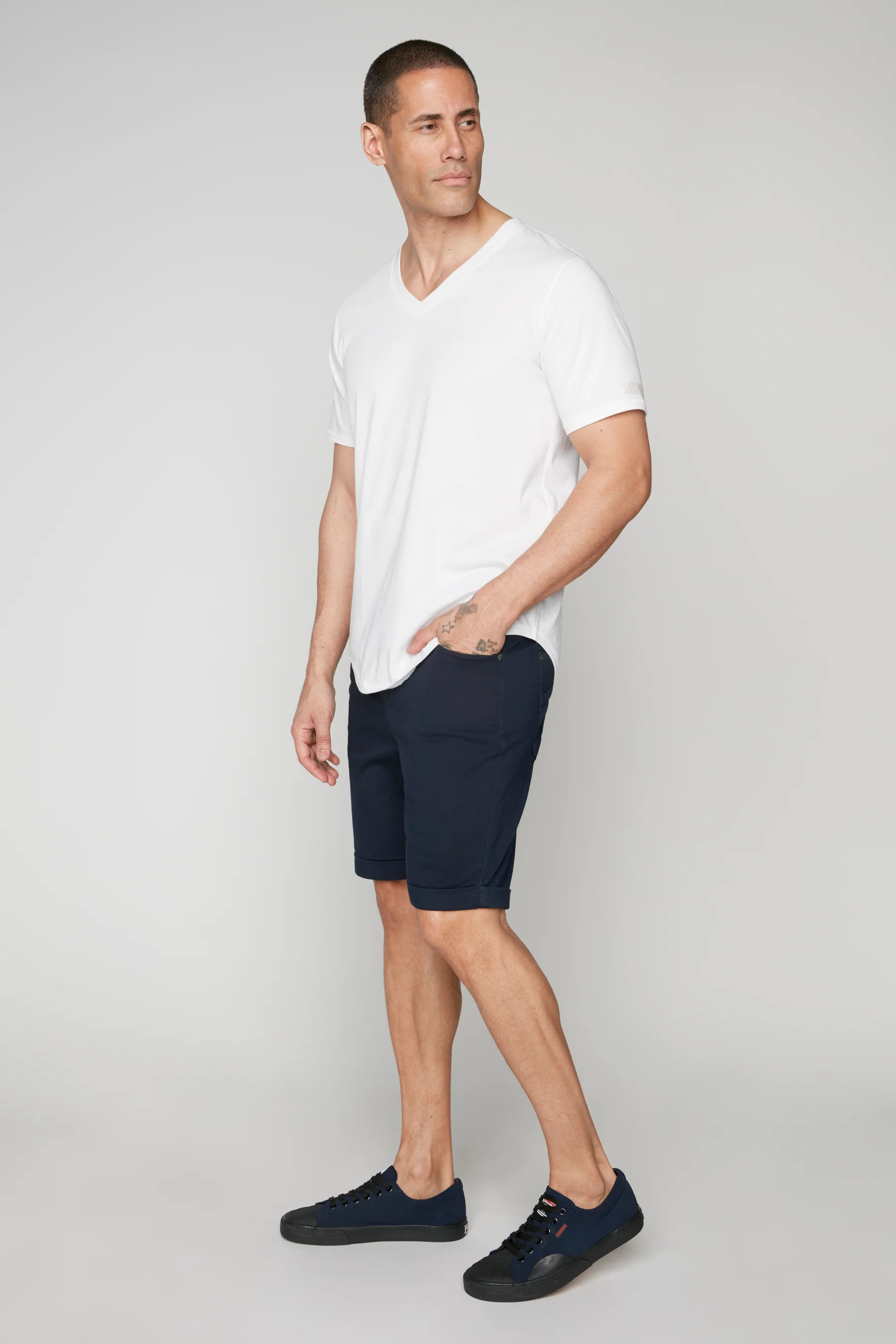 LENNON - Mens Rolled Up Shorts - Navy - Image 3