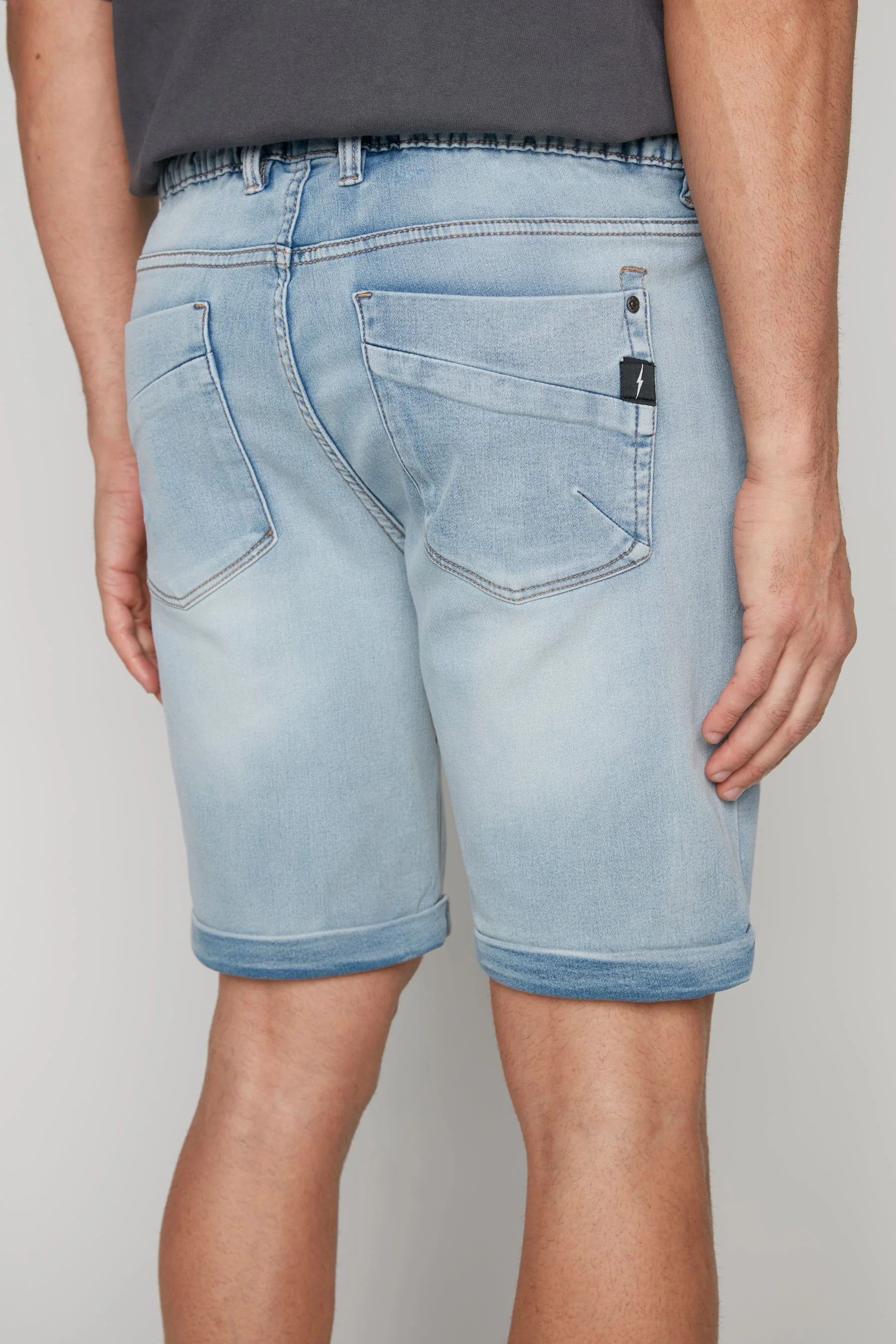 LENNON - Mens Rolled-Up Shorts - Vintage Blue - Image 5