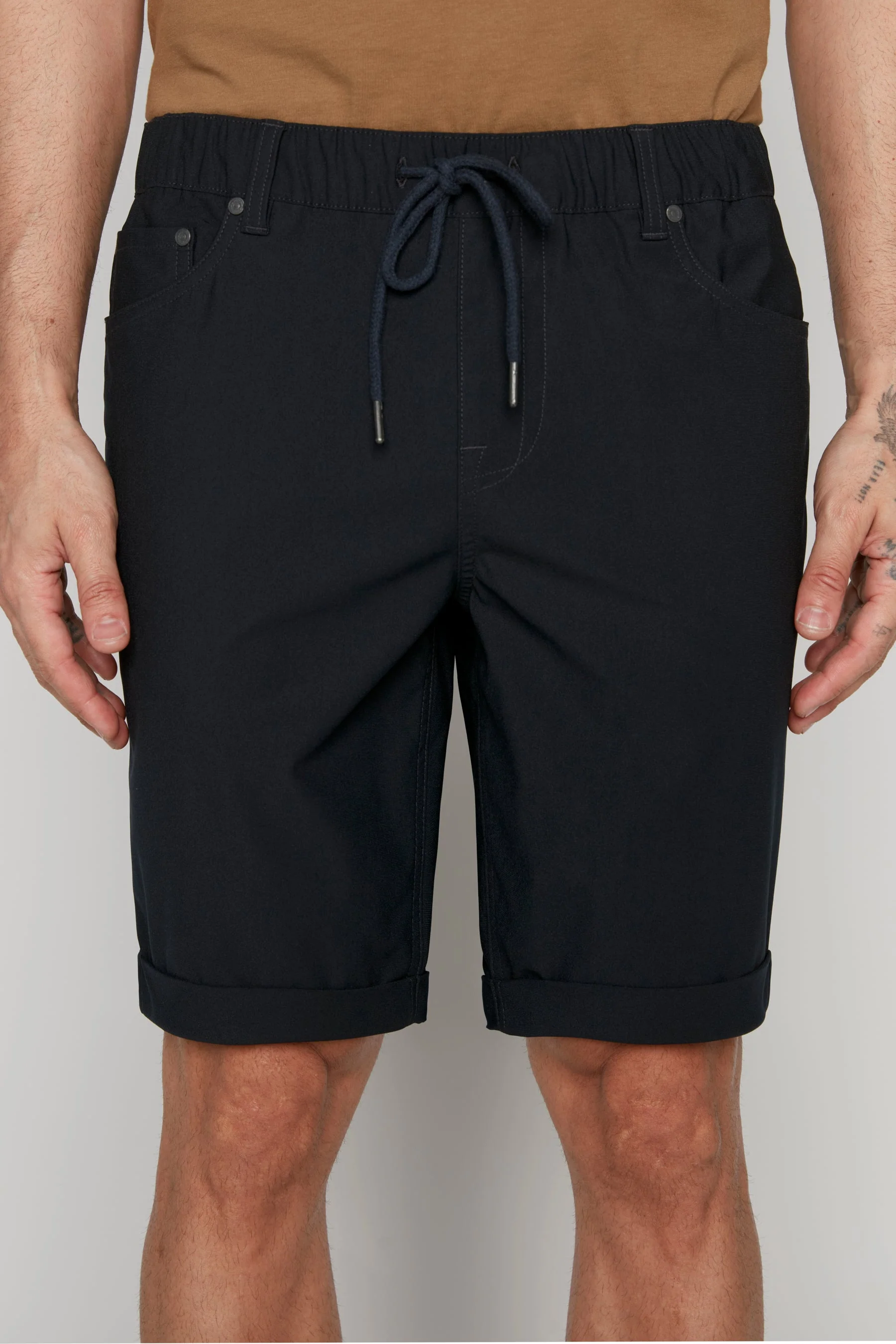 LENNON - Mens Rolled Up Shorts with Cool Stretch - Dark Navy - Image 4