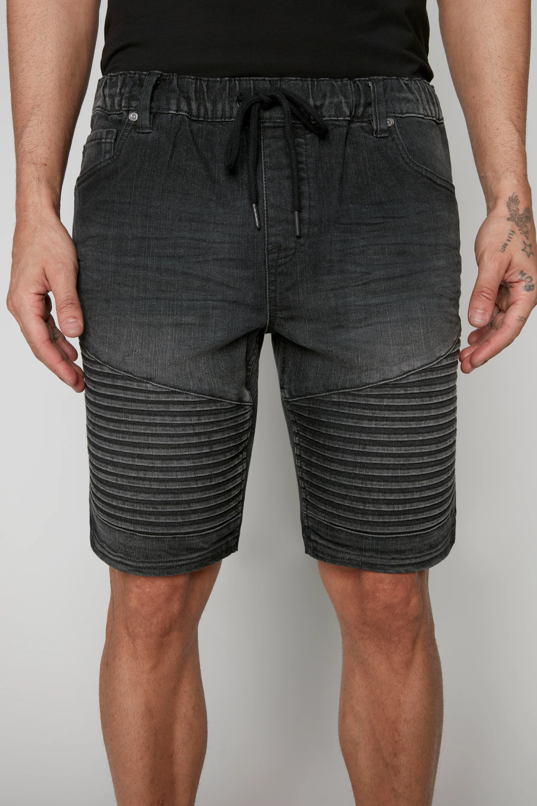 PHOENIX - Mens Flex Denim Moto Short - Dark Grey Wash - Image 5