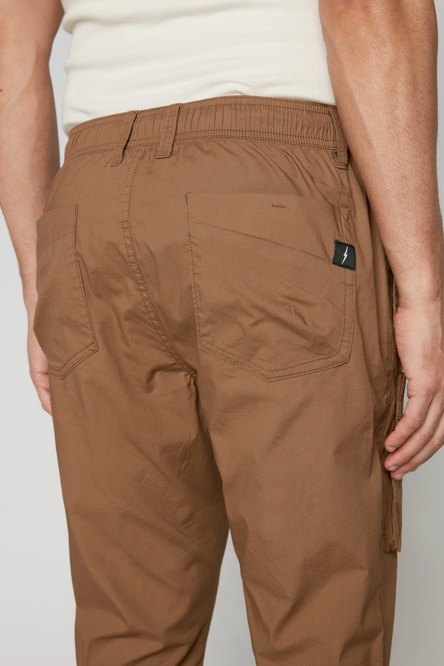 TRAVIS - Utility Cargo Stretch Poplin Pants with Adjustable Hem - Tobacco - Image 6